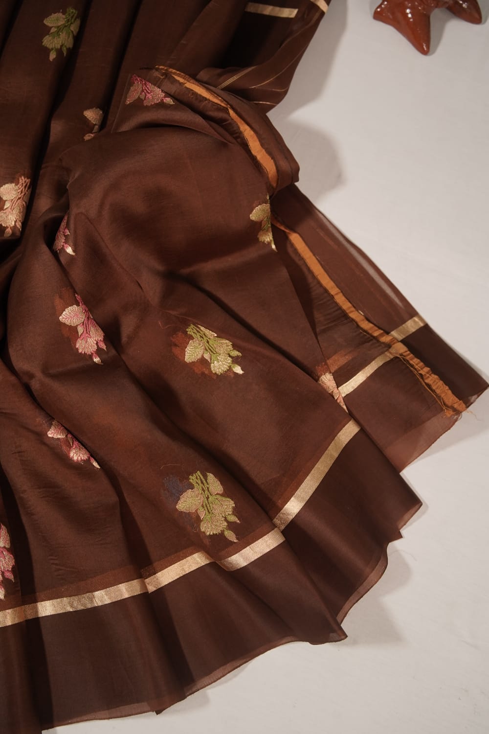 Sridha Silk Meenakari Sonata Organza saree