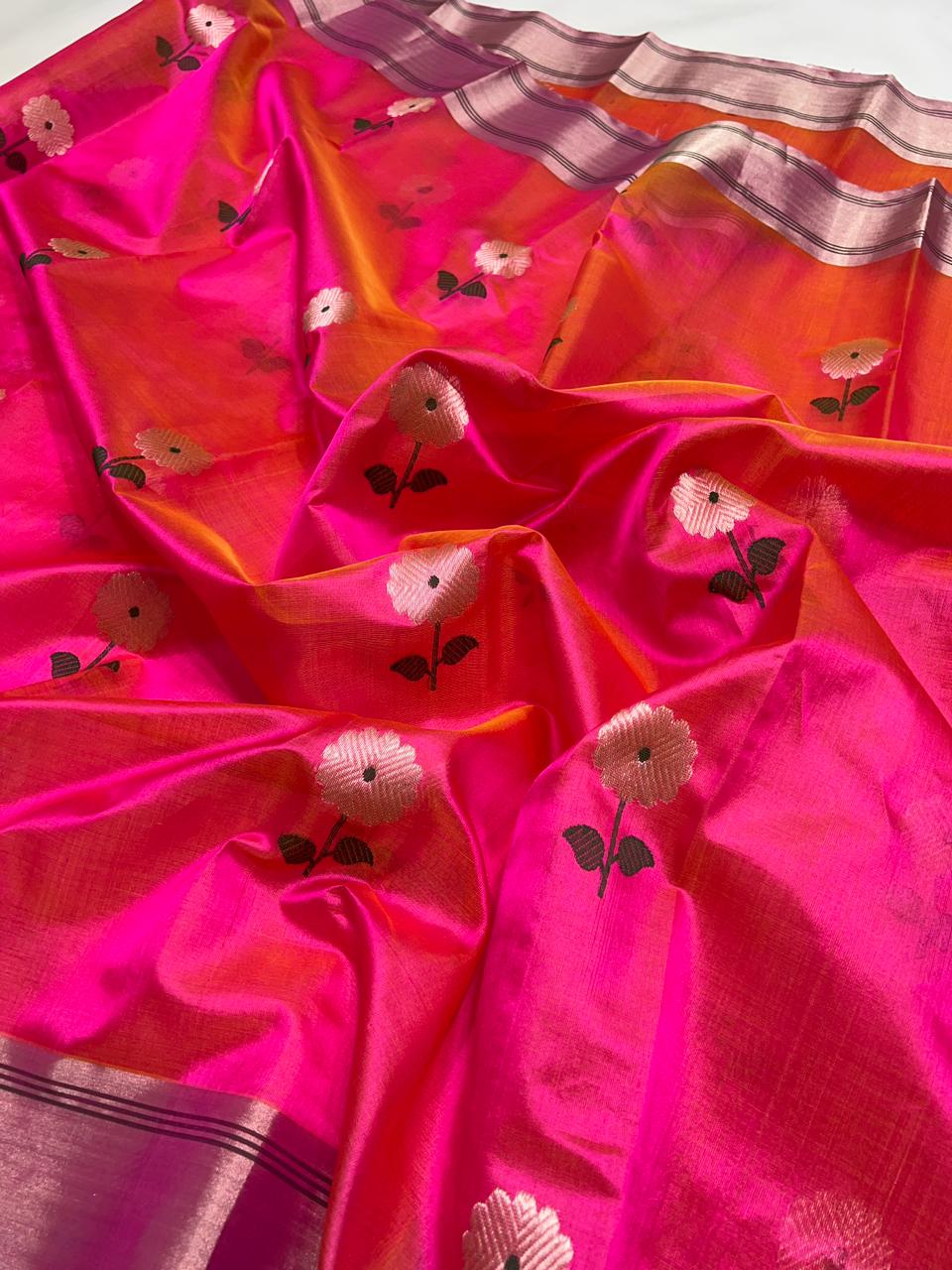 Viraaj Zari Chanderi Silk Saree