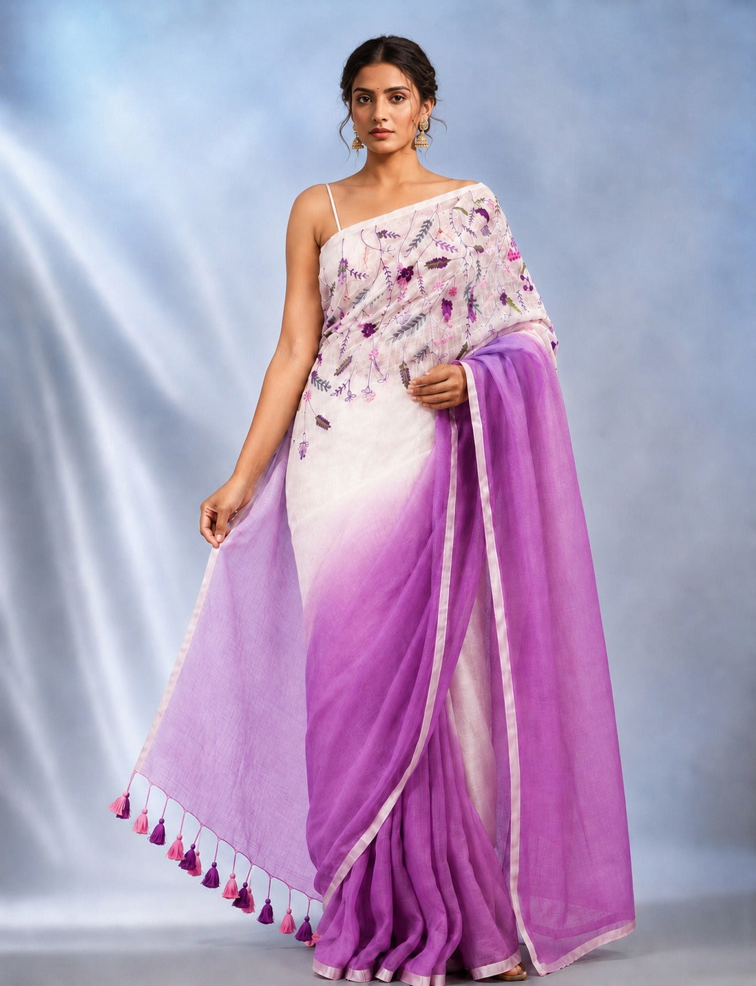 Sridha Silk Dual-Tone Linen Embroidered jaal saree